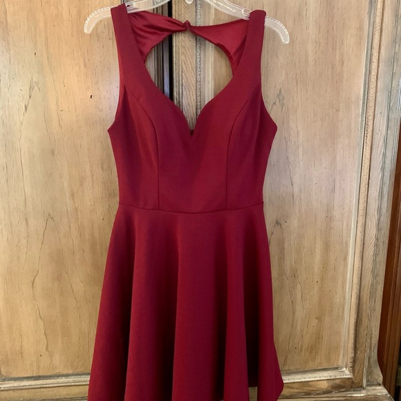 Cocktail/ Holiday Dress - Picture 2 of 9